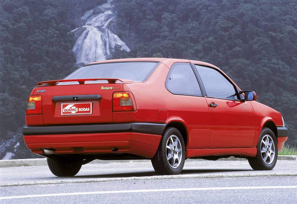 O Fiat Tempra Turbo tinha um desempenho que seria respeitável até hoje