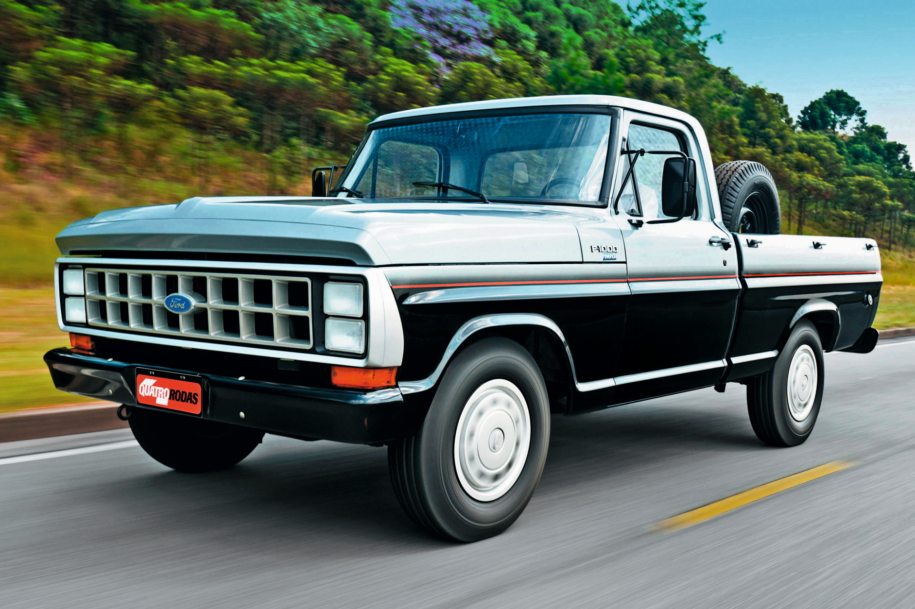 Grandes Brasileiros Ford F1000, a primeira picape grande que invadiu as cidades brasileiras