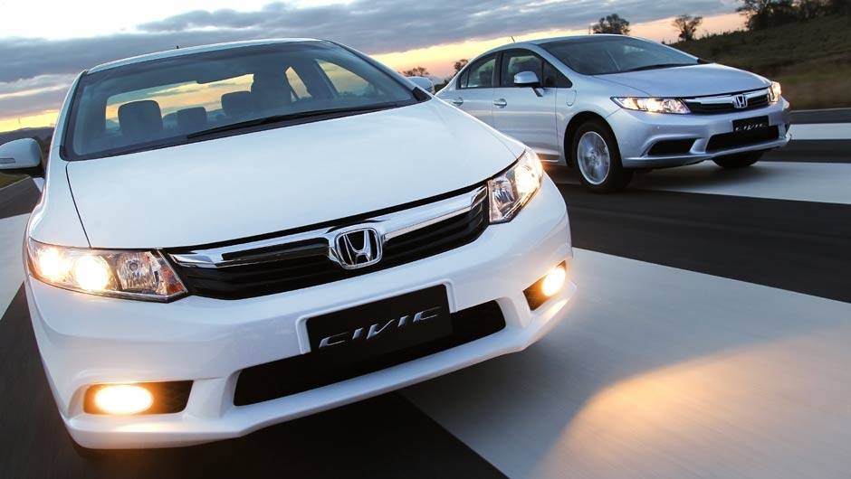 Fevereiro mal come&ccedil;ou e j&aacute; estamos em 2014? Pelo menos a Honda acha que sim... | <a href="https://quatrorodas.abril.com.br/noticias/fabricantes/honda-civic-2014-ganha-motor-2-0-730338.shtml" rel="migration">Leia mais</a>