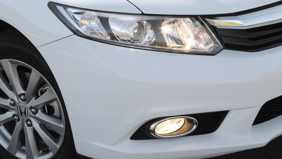 Os pre&ccedil;os da linha 2014 variam entre R$ 66.690 (LXS 1.8 manual) e R$ 83.890 (EXR 2.0 autom&aacute;tico) | <a href="https://quatrorodas.abril.com.br/noticias/fabricantes/honda-civic-2014-ganha-motor-2-0-730338.shtml" rel="migration">Leia mais</a>
