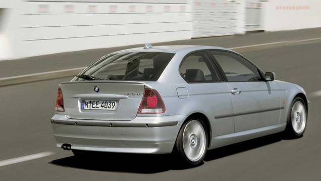 BMW Série 3 Compact: anos antes do Série 1, a marca lançou um hatch derivado do Série 3; a primeira geração até veio para cá, mas a segunda só foi vendida na Europa de 2001 a 2004