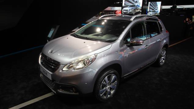 Peugeot 2008 | <a href="https://quatrorodas.abril.com.br/noticias/saloes/paris-2014/peugeot-mostra-2008-3008-crossway-790458.shtml" rel="migration">Leia mais</a> | <a href="https://quatrorodas.abril.com.br/galerias/saloes/paris/2014/direto-salao-paris-parte-2-803962.shtml" rel="migration"></a>