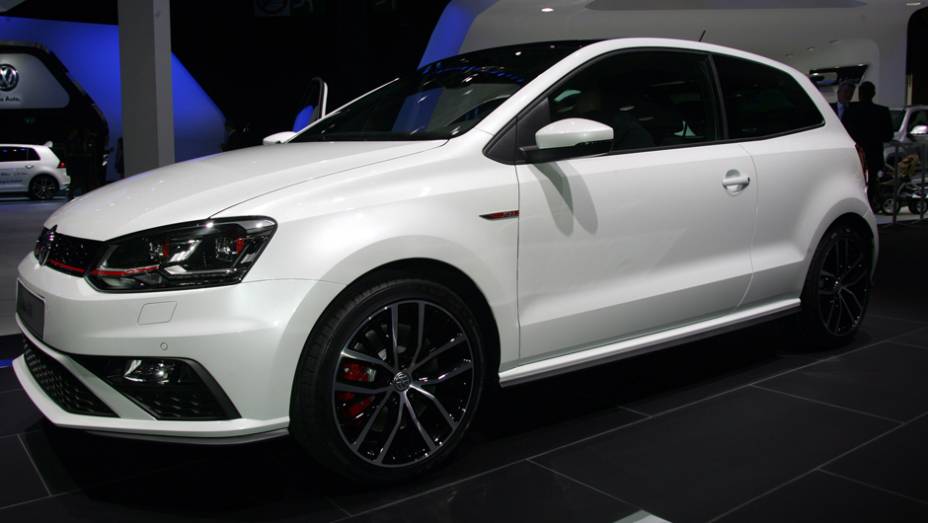 Volkswagen Polo GTI | <a href="https://quatrorodas.abril.com.br/galerias/saloes/paris/2014/direto-salao-paris-parte-2-803962.shtml" rel="migration">Veja mais: direto de Paris - Parte 2</a>