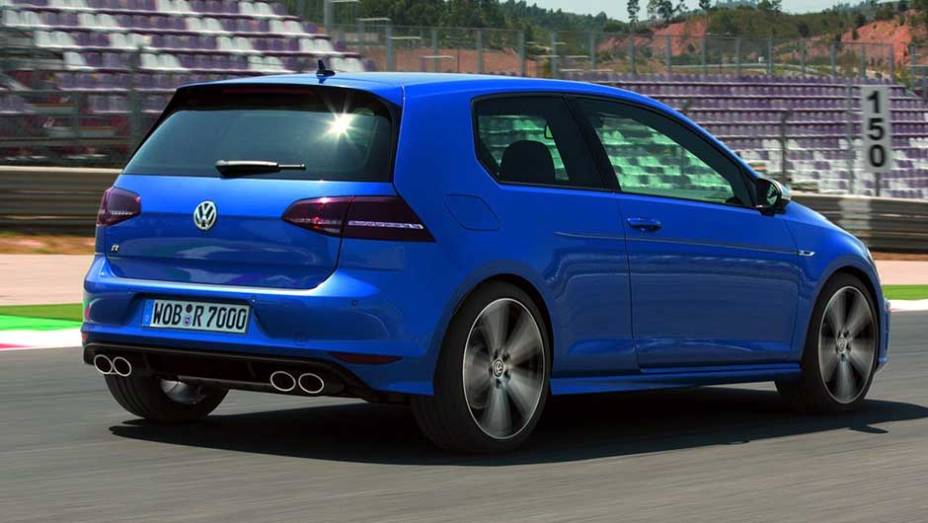 Com 300 cv, o novo Golf R tem 30 cv a mais que seu antecessor | <a href="https://quatrorodas.abril.com.br/saloes/frankfurt/2013/volkswagen-golf-r-752207.shtml" rel="migration">Leia mais</a>