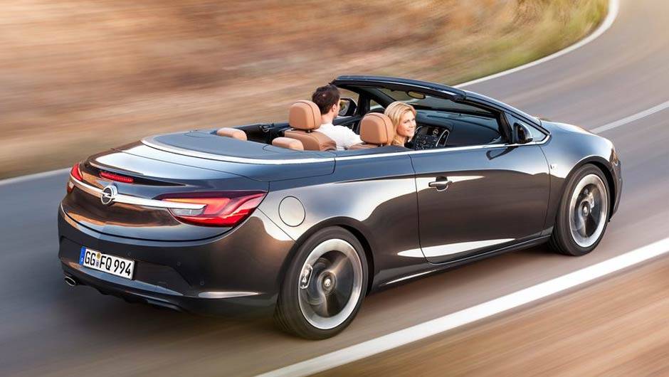 A Opel garante ter minimizado a turbul&ecirc;ncia no interior, t&iacute;pica dos carros sem capota | <a href="https://quatrorodas.abril.com.br/saloes/genebra/2013/opel-cascada-735367.shtml" rel="migration">Leia mais</a>