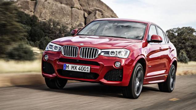 O design lembra muito o X6, pioneiro na marca no segmento de crossovers | <a href="https://quatrorodas.abril.com.br/carros/lancamentos/bmw-x4-775640.shtml" rel="migration">Leia mais</a>