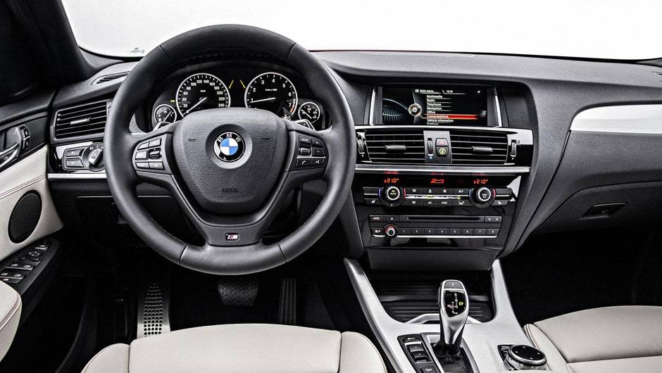 Interior &eacute; quase o mesmo do X3, do qual o X4 deriva | <a href="https://quatrorodas.abril.com.br/carros/lancamentos/bmw-x4-775640.shtml" rel="migration">Leia mais</a>