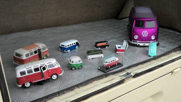 Miniaturas de todos os tipos, tamanhos e cores | <a href="https://quatrorodas.abril.com.br/noticias/classicos//vw-reune-fas-kombi-sao-bernardo-762640.shtml" rel="migration">Leia mais</a> Miniaturas de todos os tipos, tamanhos e cores | <a href="https://quatrorodas.abril.com.br/noticias/classicos//vw-reune-fas-kombi-sao-bernardo-762640.shtml" rel="migration">Leia mais</a>