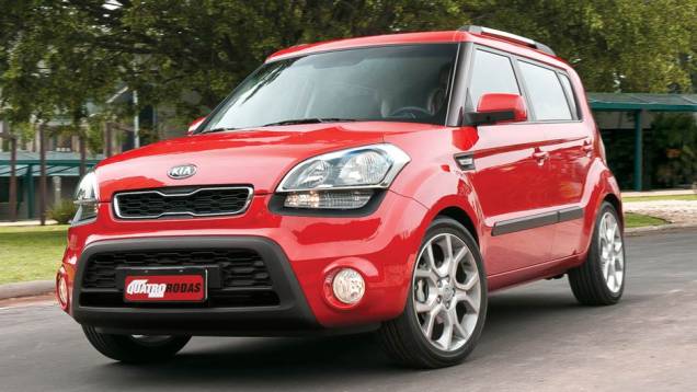 10º Kia Soul: Vendas em 2012: 3.833 | Vendas em dezembro: 203 | Total vendido pela KIA: 41.160 | Variação 2012 x 2011: - 46,7% | Participação de mercado: 31,86%