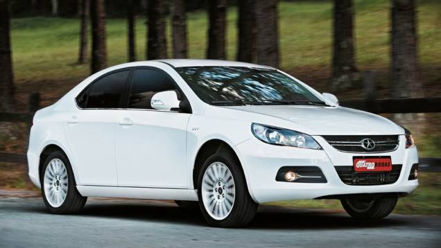17º JAC J5: vendas em 2012: 2.069 | Vendas em dezembro: 177 | Total vendido pela JAC: 18.051 | Variação 2012 x 2011: - 23,9% | Participação de mercado: 13,97% 17º JAC J5: vendas em 2012: 2.069 | Vendas em dezembro: 177 | Total vendido pela JAC: 18.051 | Variação 2012 x 2011: - 23,9% | Participação de mercado: 13,97%