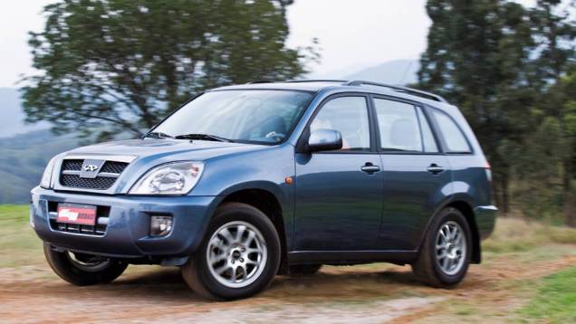 18º Chery Tiggo: vendas em 2012: 2.053 | Vendas em dezembro: 85 | Total vendido pela Chery: 14.217 | Variação 2012 x 2011: - 34,4% | Participação de mercado: 11%