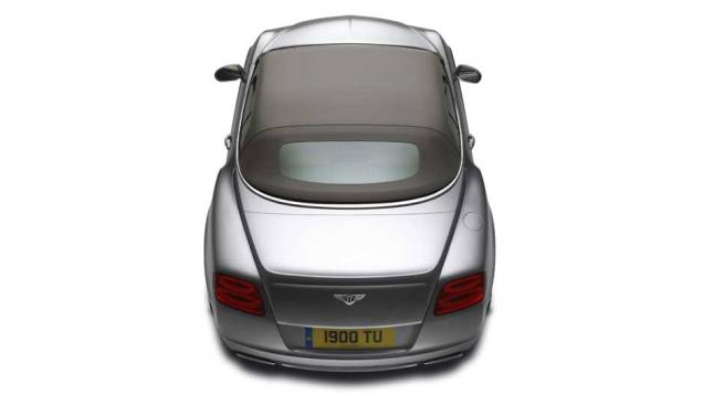Nova geração vai estar no Salão de Frankfurt | <a href="https://quatrorodas.abril.com.br/carros/lancamentos/bentley-continental-gtc-637536.shtml" rel="migration">Leia mais</a> Nova geração vai estar no Salão de Frankfurt | <a href="https://quatrorodas.abril.com.br/carros/lancamentos/bentley-continental-gtc-637536.shtml" rel="migration">Leia mais</a>