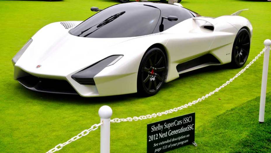 Novo superesportivo foi apresentado durante o Pebble Beach Concours dElegance | <a href="https://quatrorodas.abril.com.br/noticias/shelby-apresenta-tuatara-eua-299537_p.shtml" rel="migration">Leia mais</a>