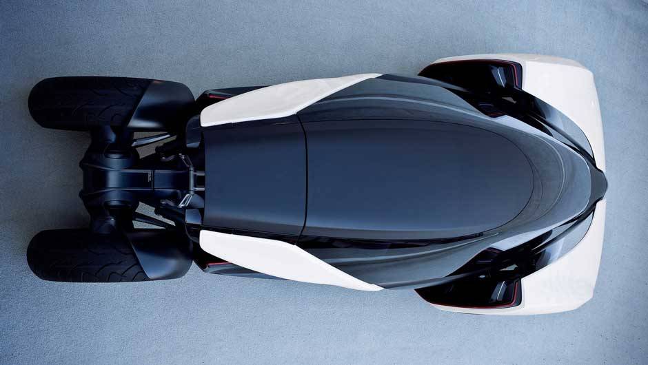 Equipado com motor el&eacute;trico de 49 cv, ele possui autonomia de 100 km