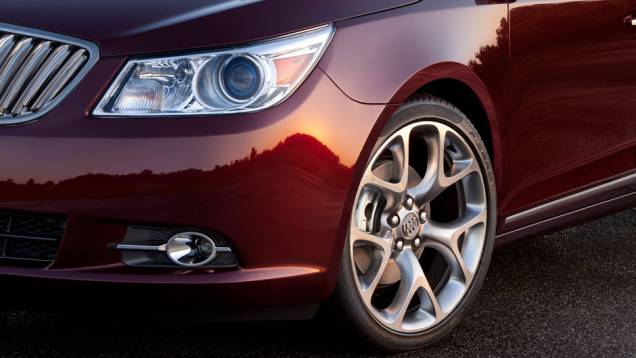 Cromado está por toda parte no modelo da Buick | <a href="https://quatrorodas.abril.com.br/reportagens/salao/buick-lacrosse-gl-concept-646616.shtml" rel="migration">Leia mais</a> Cromado está por toda parte no modelo da Buick | <a href="https://quatrorodas.abril.com.br/reportagens/salao/buick-lacrosse-gl-concept-646616.shtml" rel="migration">Leia mais</a>