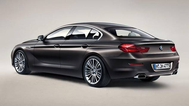 As linhas esportivas e agressivas fazem deste um dos BMW mais bonitos da atualidade | <a href="https://quatrorodas.abril.com.br/saloes/genebra/2012/bmw-serie-g-gran-coupe-678484.shtml" rel="migration">Leia mais</a>