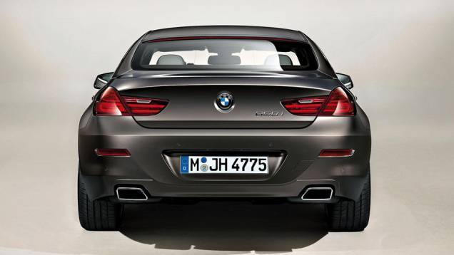 As belas lanternas chamam atenção na parte de trás | <a href="https://quatrorodas.abril.com.br/saloes/genebra/2012/bmw-serie-g-gran-coupe-678484.shtml" rel="migration">Leia mais</a> As belas lanternas chamam atenção na parte de trás | <a href="https://quatrorodas.abril.com.br/saloes/genebra/2012/bmw-serie-g-gran-coupe-678484.shtml" rel="migration">Leia mais</a>