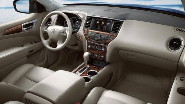 Nissan afirma que nova geração da Pathfinder será 25% mais econômica