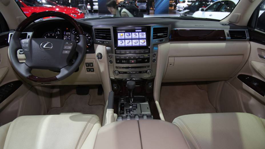 Lexus LX 570