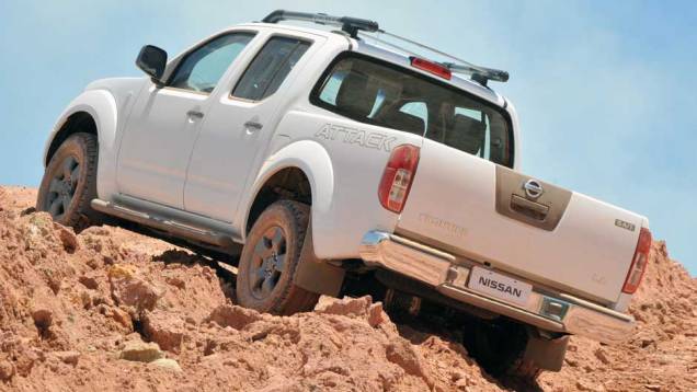 Picape já está disponível em todas as concessionárias do país | <a href="/carros/lancamentos/nissan-frontier-2013-676772.shtml" rel="migration">Leia mais</a>