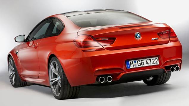 As quatro saídas de escapamento mostram que este não é um Série 6 qualquer | | <a href="https://quatrorodas.abril.com.br/saloes/genebra/2012/bmw-m6-678571.shtml" rel="migration">Leia mais</a> As quatro saídas de escapamento mostram que este não é um Série 6 qualquer | | <a href="https://quatrorodas.abril.com.br/saloes/genebra/2012/bmw-m6-678571.shtml" rel="migration">Leia mais</a>