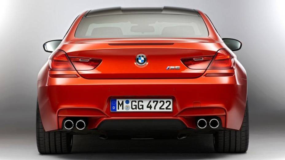 Este é o ângulo que a maioria dos motoristas vai se acostumar a ver o M6 | <a href="https://quatrorodas.abril.com.br/saloes/genebra/2012/bmw-m6-678571.shtml" rel="migration">Leia mais</a>