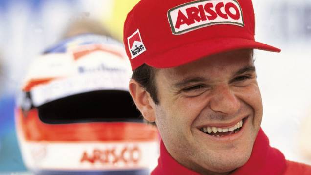 1993 - Sobe o último degrau e alcança a F-1, estreando pela Jordan. Marca os primeiros pontos da carreira no GP do Japão, onde terminou em quinto. Fica na 18ª posição no campeonato.