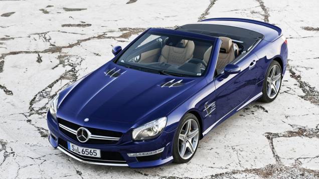 O novo SL 65 AMG consegue ser mais rápido e econômico que seu antecessor | <a href="https://quatrorodas.abril.com.br/saloes/nova-york/2012/mercedes-benz-sl65-amg-680824.shtml" rel="migration">Leia mais</a>