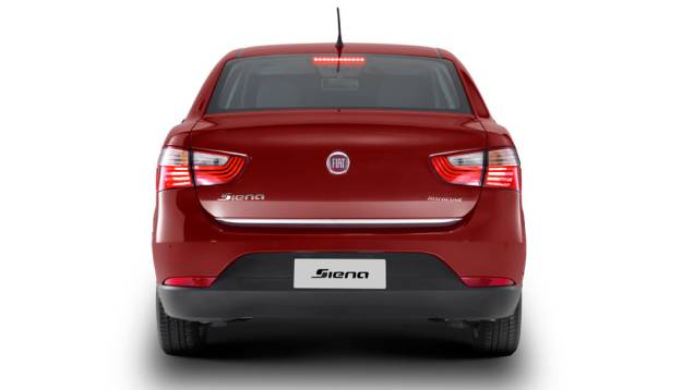 Atrás, as lanternas criam um belo efeito visual quando acesas | <a href="https://quatrorodas.abril.com.br/carros/lancamentos/fiat-grand-siena-680146.shtml" rel="migration">Leia mais</a> Atrás, as lanternas criam um belo efeito visual quando acesas | <a href="https://quatrorodas.abril.com.br/carros/lancamentos/fiat-grand-siena-680146.shtml" rel="migration">Leia mais</a>
