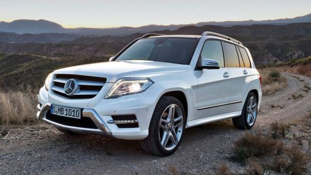 A atualização de meio-ciclo do SUV compacto fará sua estreia no Salão de Nova York | <a href="https://quatrorodas.abril.com.br/saloes/nova-york/2012/mercedes-benz-classe-glk-680843.shtml" rel="migration">Leia mais</a>