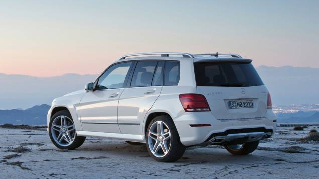 Motor 3.5 V6 da versão GLK350 ganhou mais 34 cv de potência | <a href="https://quatrorodas.abril.com.br/saloes/nova-york/2012/mercedes-benz-classe-glk-680843.shtml" rel="migration">Leia mais</a> Motor 3.5 V6 da versão GLK350 ganhou mais 34 cv de potência | <a href="https://quatrorodas.abril.com.br/saloes/nova-york/2012/mercedes-benz-classe-glk-680843.shtml" rel="migration">Leia mais</a>