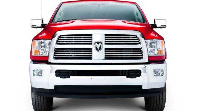 Se eu fosse você, abriria passagem ao ver esta frente no seu retrovisor... | <a href="https://quatrorodas.abril.com.br/salao-do-automovel/2012/carros/2500-laramie-704034.shtml" rel="migration">Leia mais</a> Se eu fosse você, abriria passagem ao ver esta frente no seu retrovisor... | <a href="https://quatrorodas.abril.com.br/salao-do-automovel/2012/carros/2500-laramie-704034.shtml" rel="migration">Leia mais</a>