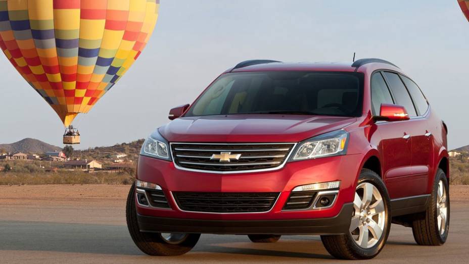 O modelo passou por uma profunda reestilização. | <a href="https://quatrorodas.abril.com.br/saloes/nova-york/2012/chevrolet-traverse-680860.shtml" rel="migration">Leia mais</a>