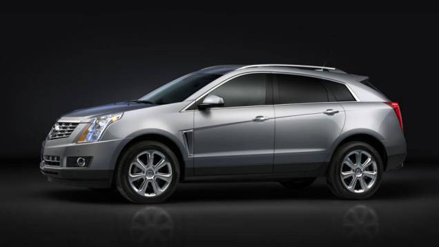 Rodas de 20 polegadas foram redesenhadas | <a href="https://quatrorodas.abril.com.br/saloes/nova-york/2012/cadillac-srx-2013-681057.shtml" rel="migration">Leia mais</a> Rodas de 20 polegadas foram redesenhadas | <a href="https://quatrorodas.abril.com.br/saloes/nova-york/2012/cadillac-srx-2013-681057.shtml" rel="migration">Leia mais</a>