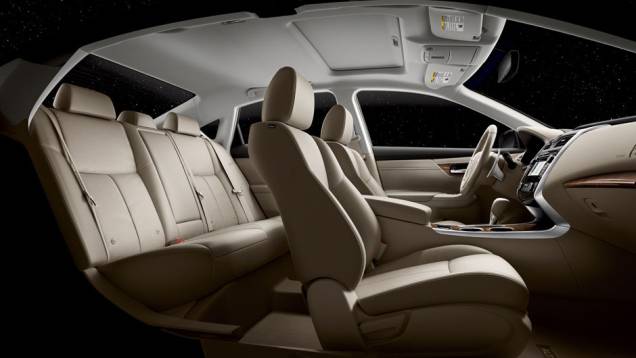 Em 2011, Altima foi o segundo mais vendido nos EUA | <a href="https://quatrorodas.abril.com.br/saloes/nova-york/2012/nissan-altima-681185.shtml" rel="migration">Leia mais</a> Em 2011, Altima foi o segundo mais vendido nos EUA | <a href="https://quatrorodas.abril.com.br/saloes/nova-york/2012/nissan-altima-681185.shtml" rel="migration">Leia mais</a>