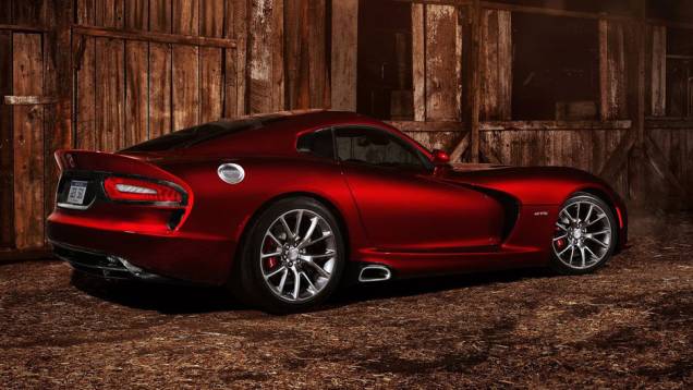 Motor possui capacidade de 8,7 litros| <a href="https://quatrorodas.abril.com.br/saloes/nova-york/2012/srt-viper-681186.shtml" rel="migration">Leia mais</a> Motor possui capacidade de 8,7 litros| <a href="https://quatrorodas.abril.com.br/saloes/nova-york/2012/srt-viper-681186.shtml" rel="migration">Leia mais</a>