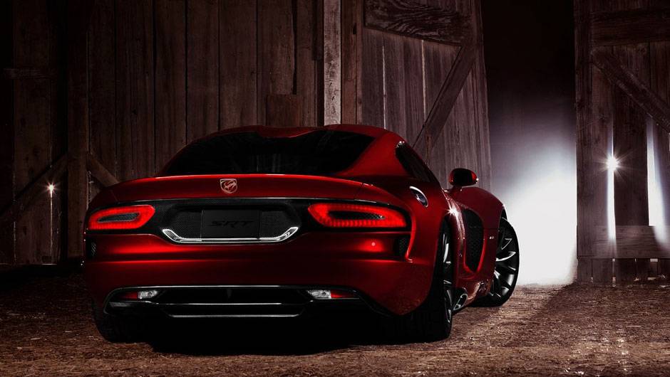 Visual agressivo do modelo &eacute; destaque| <a href="https://quatrorodas.abril.com.br/saloes/nova-york/2012/srt-viper-681186.shtml" rel="migration">Leia mais</a>