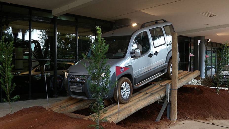 Idea Adventure Locker na pista off-road montada pela Fiat