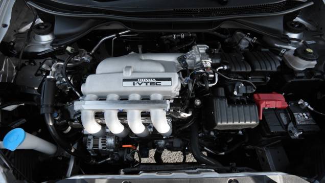 Motor continua o mesmo 1.5 flex de 116 cv de potência | <a href="https://quatrorodas.abril.com.br/carros/lancamentos/honda-city-2013-682476.shtml" rel="migration">Leia mais</a>