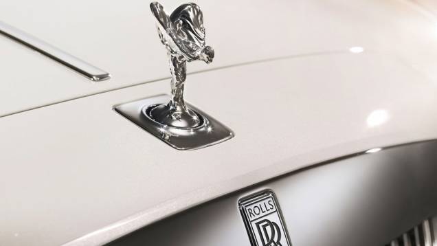 O veículo também ganhou novas rodas de liga leve e um teto solar panorâmico | <a href="https://quatrorodas.abril.com.br/saloes/pequim/2012/rolls-royce-ghost-six-senses-682754.shtml" rel="migration">Leia mais</a> O veículo também ganhou novas rodas de liga leve e um teto solar panorâmico | <a href="https://quatrorodas.abril.com.br/saloes/pequim/2012/rolls-royce-ghost-six-senses-682754.shtml" rel="migration">Leia mais</a>