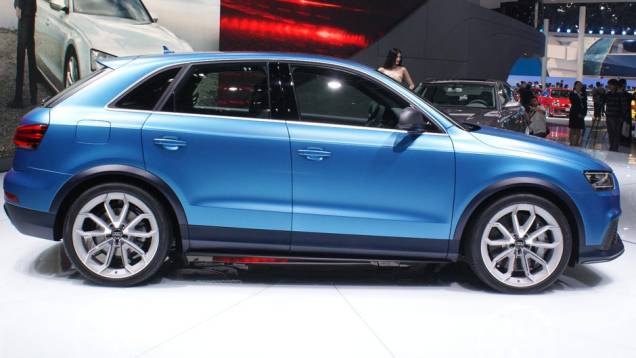 Audi RS Q3 Concept | <a href="https://quatrorodas.abril.com.br/galerias/saloes/pequim/2012/rs-q3-682323.shtml" rel="migration">Veja mais fotos</a>