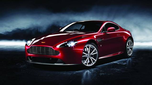 Versão especial chega a três modelos da marca | <a href="https://quatrorodas.abril.com.br/saloes/pequim/2012/aston-martin-dragon-88-682863.shtml" rel="migration">Leia mais</a>