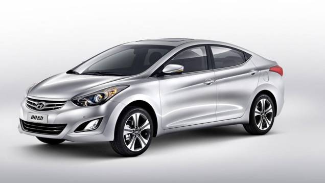 Poucos detalhes mudaram em relação ao carro que será vendido na China, como a grade frontal | <a href="https://quatrorodas.abril.com.br/saloes/pequim/2012/hyundai-langdeng-682932.shtml" rel="migration">Leia mais</a> Poucos detalhes mudaram em relação ao carro que será vendido na China, como a grade frontal | <a href="https://quatrorodas.abril.com.br/saloes/pequim/2012/hyundai-langdeng-682932.shtml" rel="migration">Leia mais</a>