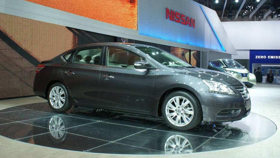 Nissan Sylphy | <a href="https://quatrorodas.abril.com.br/galerias/saloes/pequim/2012/nissan-sylphy-concept-682757.shtml" rel="migration">Veja mais fotos</a>