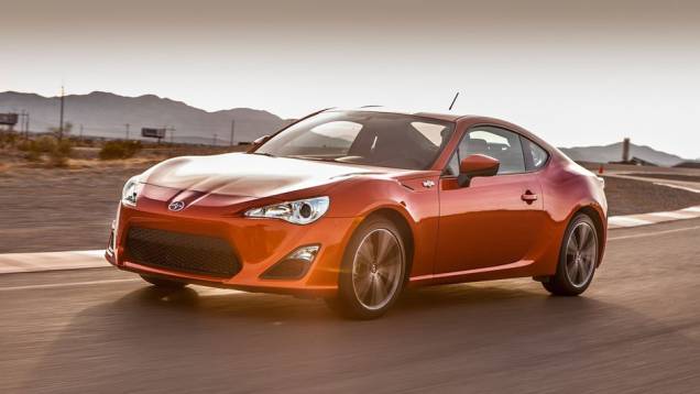 O FR-S seduz pelo visual esportivo | <a href="https://quatrorodas.abril.com.br/noticias/scion-mostra-esportivo-fr-s-320588_p.shtml" rel="migration">Leia mais</a>