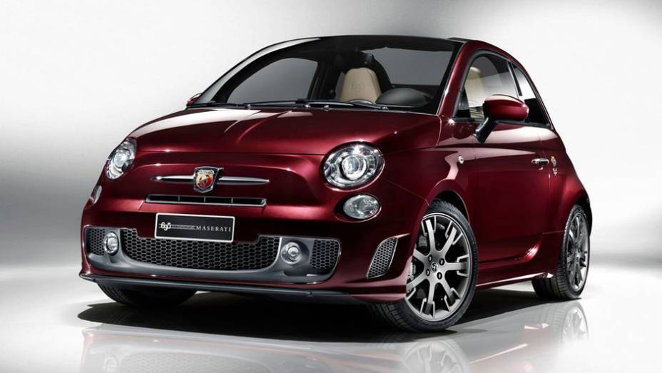 Acha o 500 muito inocente? O 695 Abarth Maserati deixa o compacto com uma cara bem mais interessante... | <a href="https://quatrorodas.abril.com.br/noticias/fiat-mostra-abarth-695-tributo-maserati-314381_p.shtml" rel="migration">Leia mais</a>