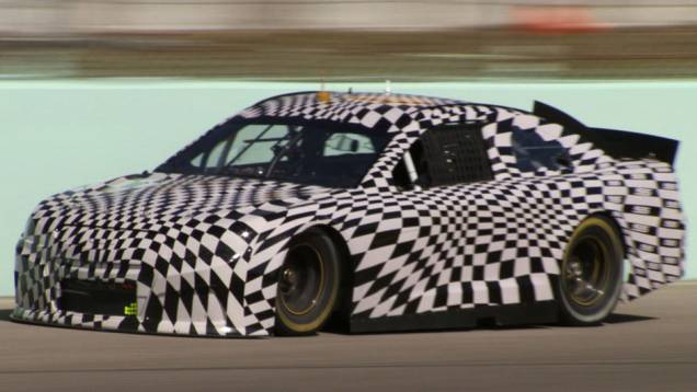 Já a Chevrolet confirmou que vai usar o novo SS na NASCAR. O modelo ainda está em fase de testes Já a Chevrolet confirmou que vai usar o novo SS na NASCAR. O modelo ainda está em fase de testes