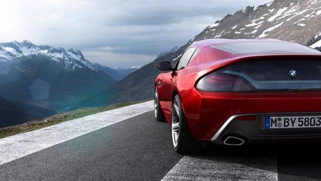 Cor Rosso Vivace destaca as linhas do carro | <a href="https://quatrorodas.abril.com.br/noticias/bmw-leva-zagato-coupe-evento-italia-322104_p.shtml" rel="migration">Leia mais</a>