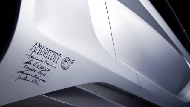 Assinatura da equipa vai na carroceria | <a href="https://quatrorodas.abril.com.br/carros/lancamentos/donirosset-686600.shtml" rel="migration">Leia mais</a> Assinatura da equipa vai na carroceria | <a href="https://quatrorodas.abril.com.br/carros/lancamentos/donirosset-686600.shtml" rel="migration">Leia mais</a>