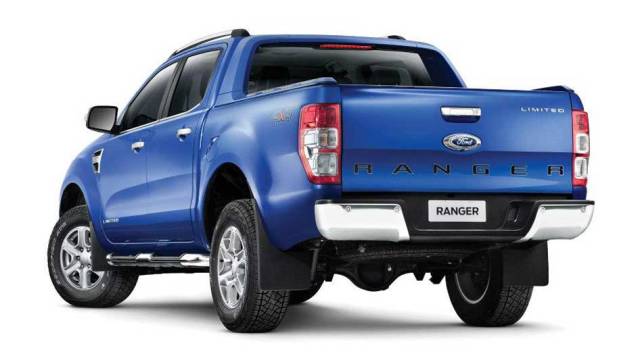 Se as dimensões exageradas podem dificultar as manobras na cidade, pelo menos o motorista pode contar com a ajuda da câmera de ré | <a href="https://quatrorodas.abril.com.br/carros/lancamentos/ford-ranger-689994.shtml" rel="migration">Leia mais</a> Se as dimensões exageradas podem dificultar as manobras na cidade, pelo menos o motorista pode contar com a ajuda da câmera de ré | <a href="https://quatrorodas.abril.com.br/carros/lancamentos/ford-ranger-689994.shtml" rel="migration">Leia mais</a>